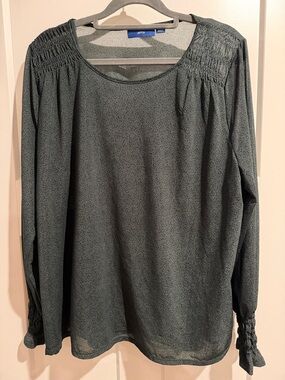 Apt. 9 Dark Green Smocked Shoulder Long-Sleeve Blouse